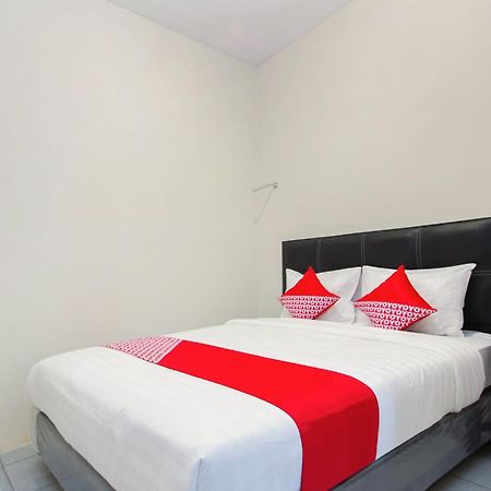 Oyo 1718 Homestay Wak Gobenk Salakan Extérieur photo